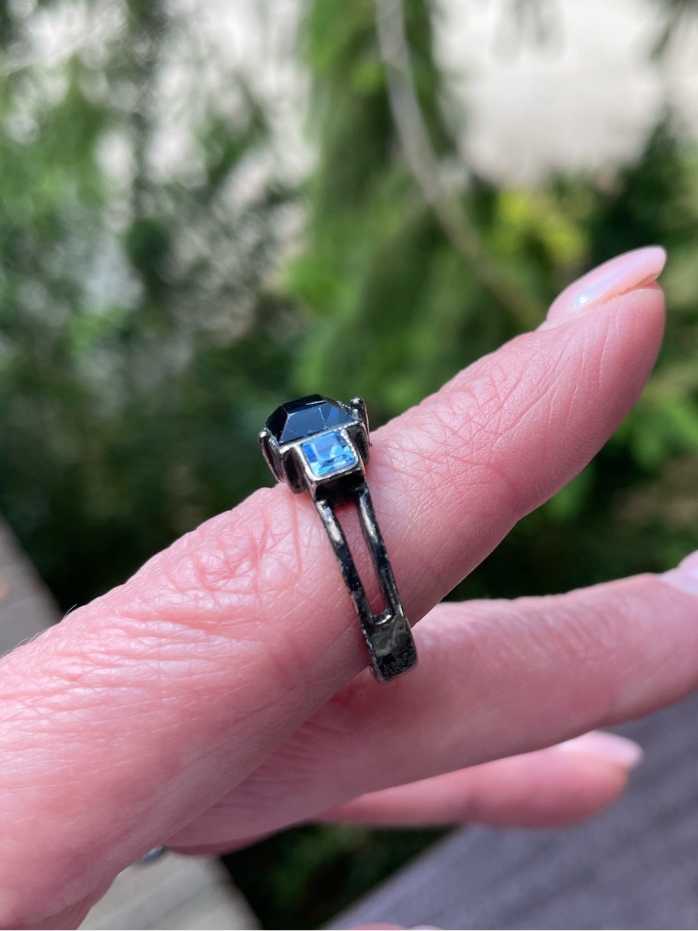 Elegant Cocktail Ring with Dark and Light Blue Stones in Dark Metal Finish, 7 - Picture 6 of 12